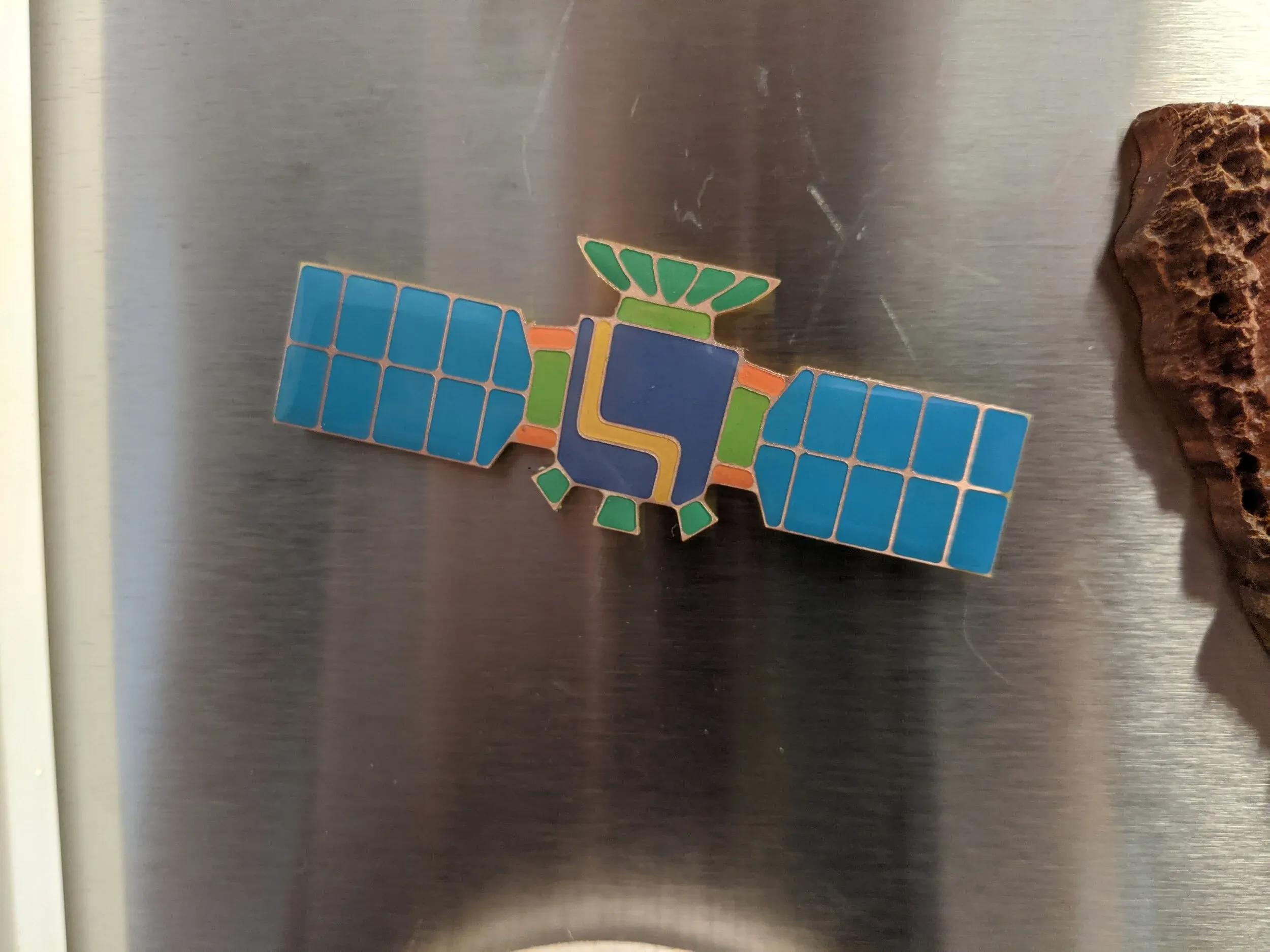 14. Satellite magnet