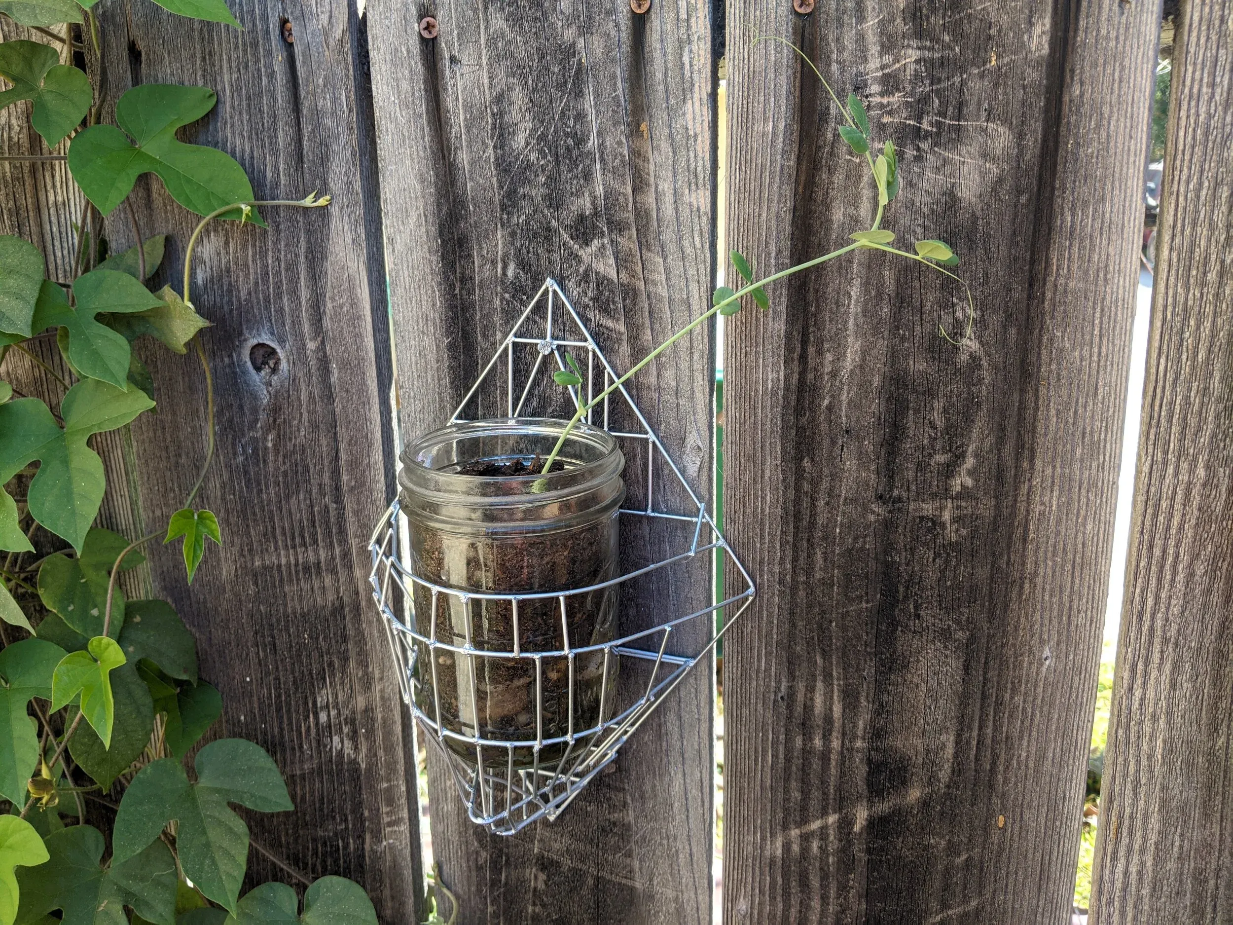40. Wire Mason Jar Holder